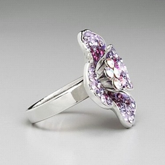 GUESS Purple Crystal Floral Ring - Picture 4 of 8